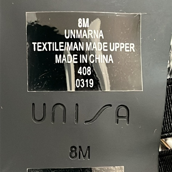 Unisa black & white snake skin strappy versatile heeled sandals. Size 8M - Picture 9 of 9